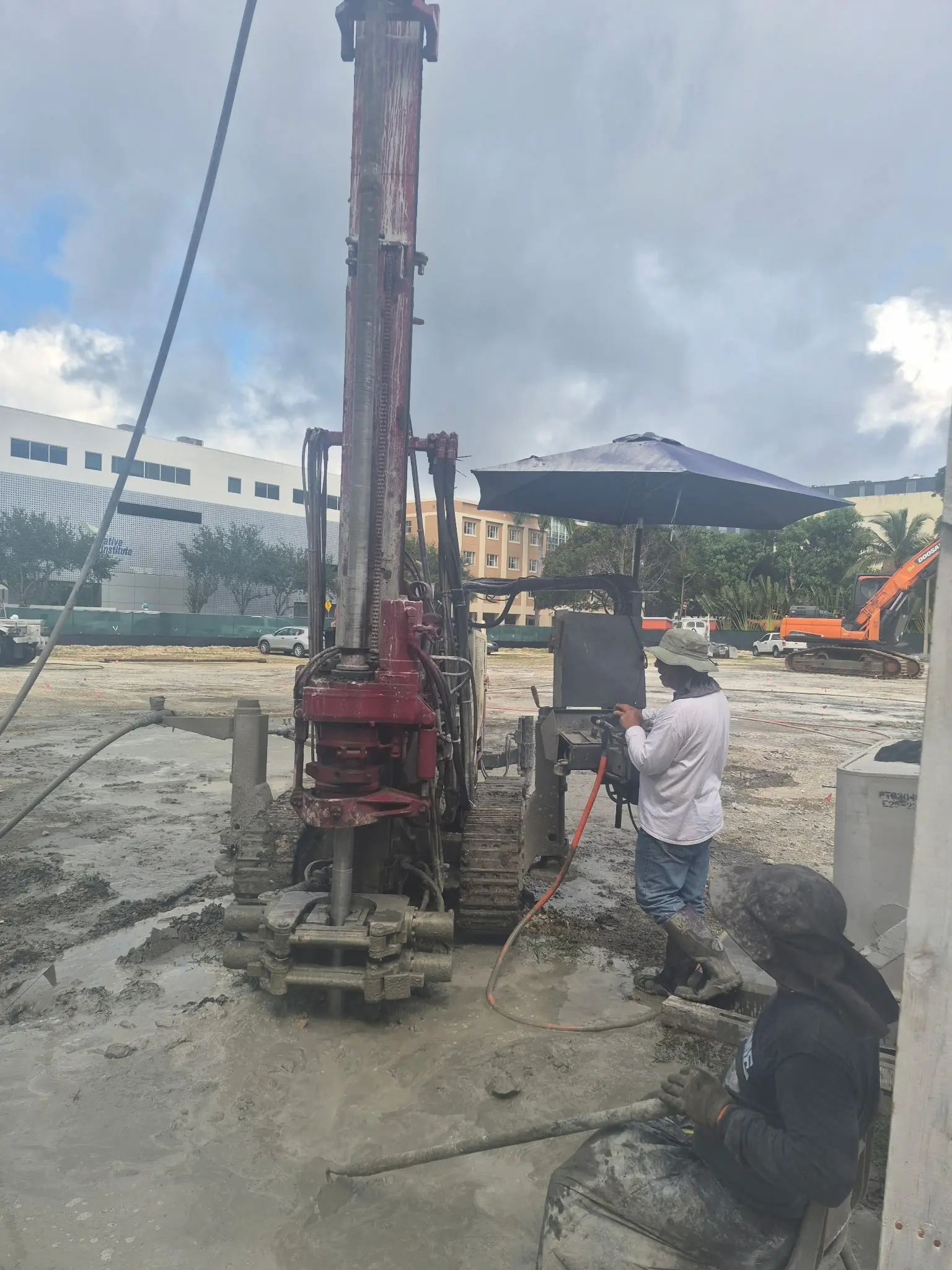 DCE crew servicing equipment on site
